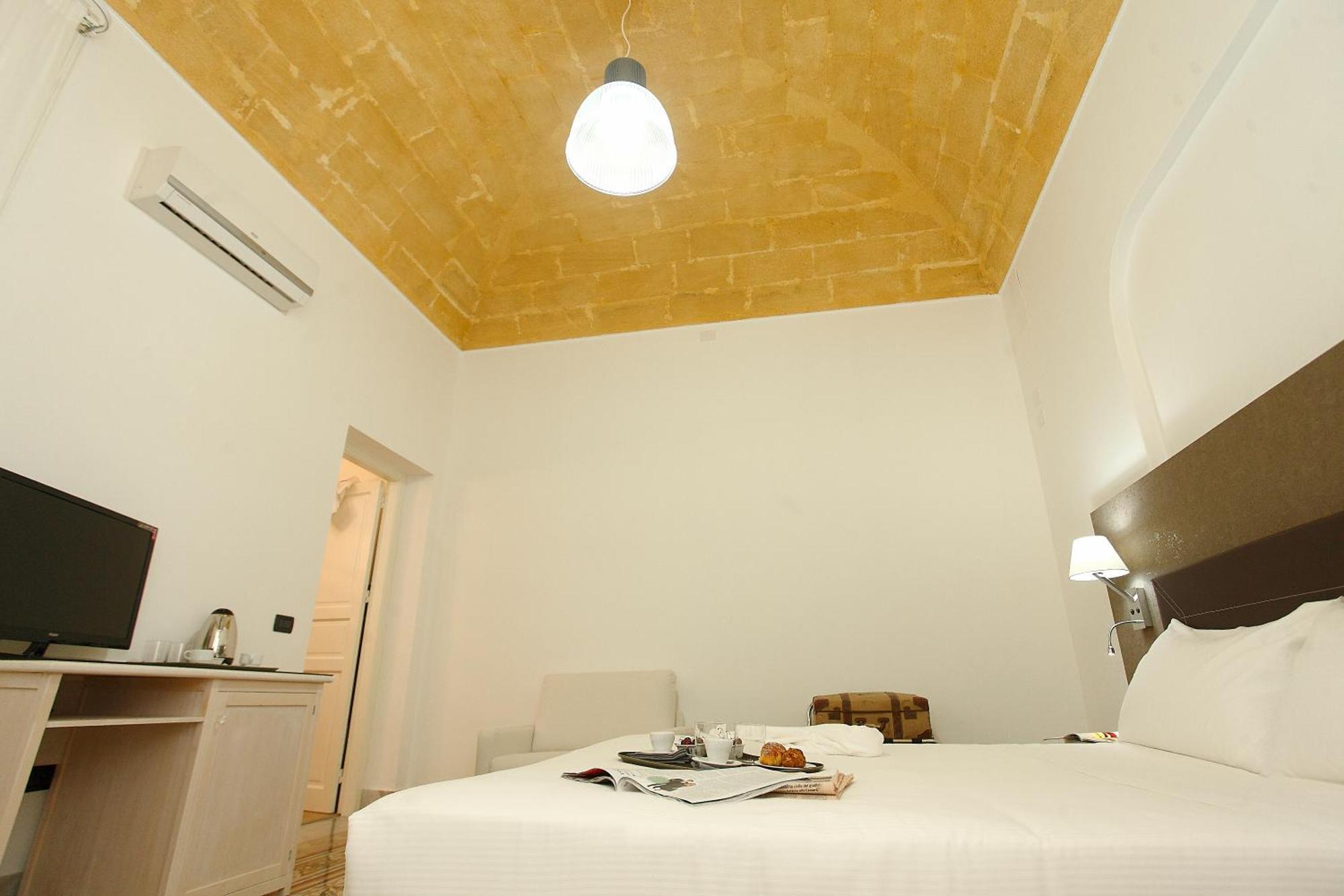 Casa Vacanze Woodhouse Marsala Bagian luar foto