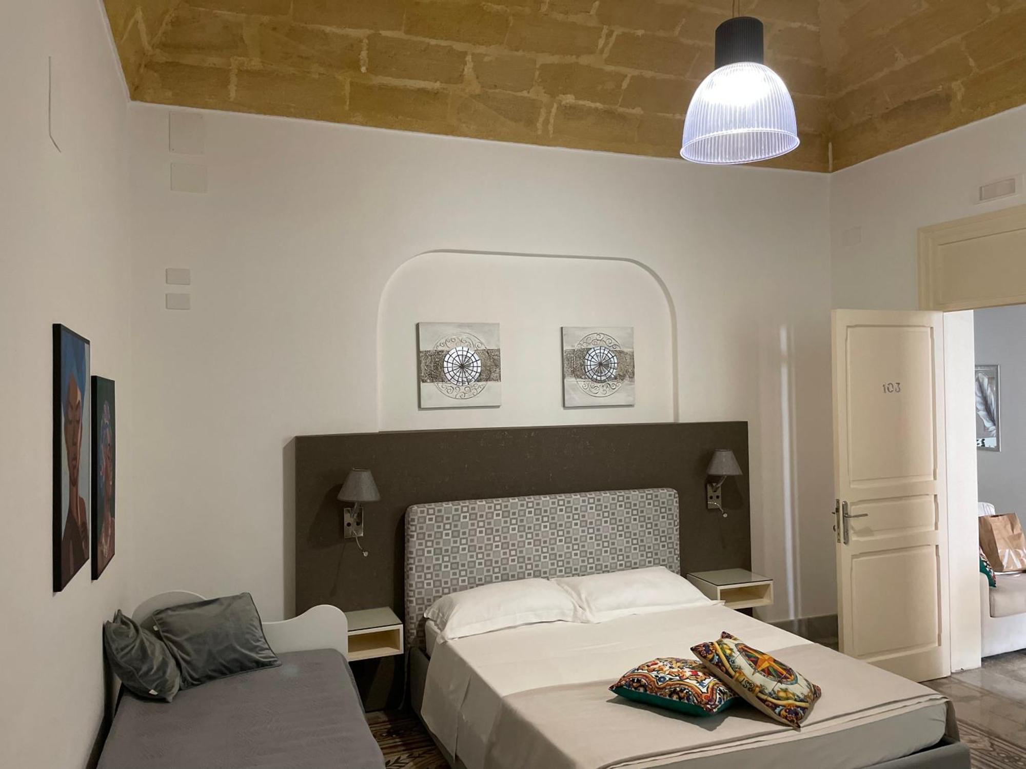 Casa Vacanze Woodhouse Marsala Bagian luar foto