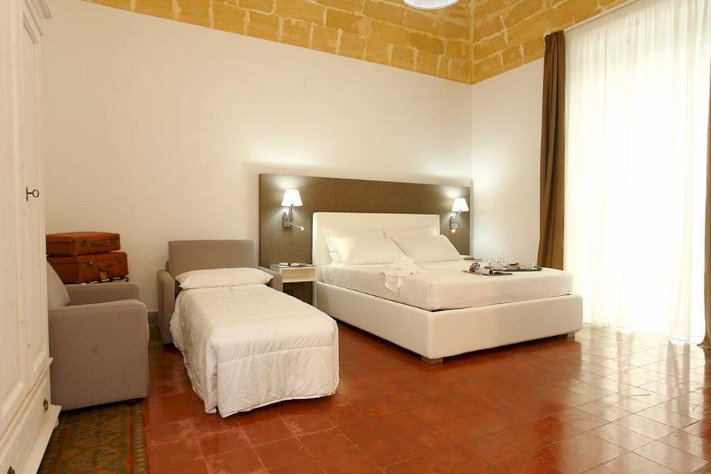 Casa Vacanze Woodhouse Marsala Bagian luar foto